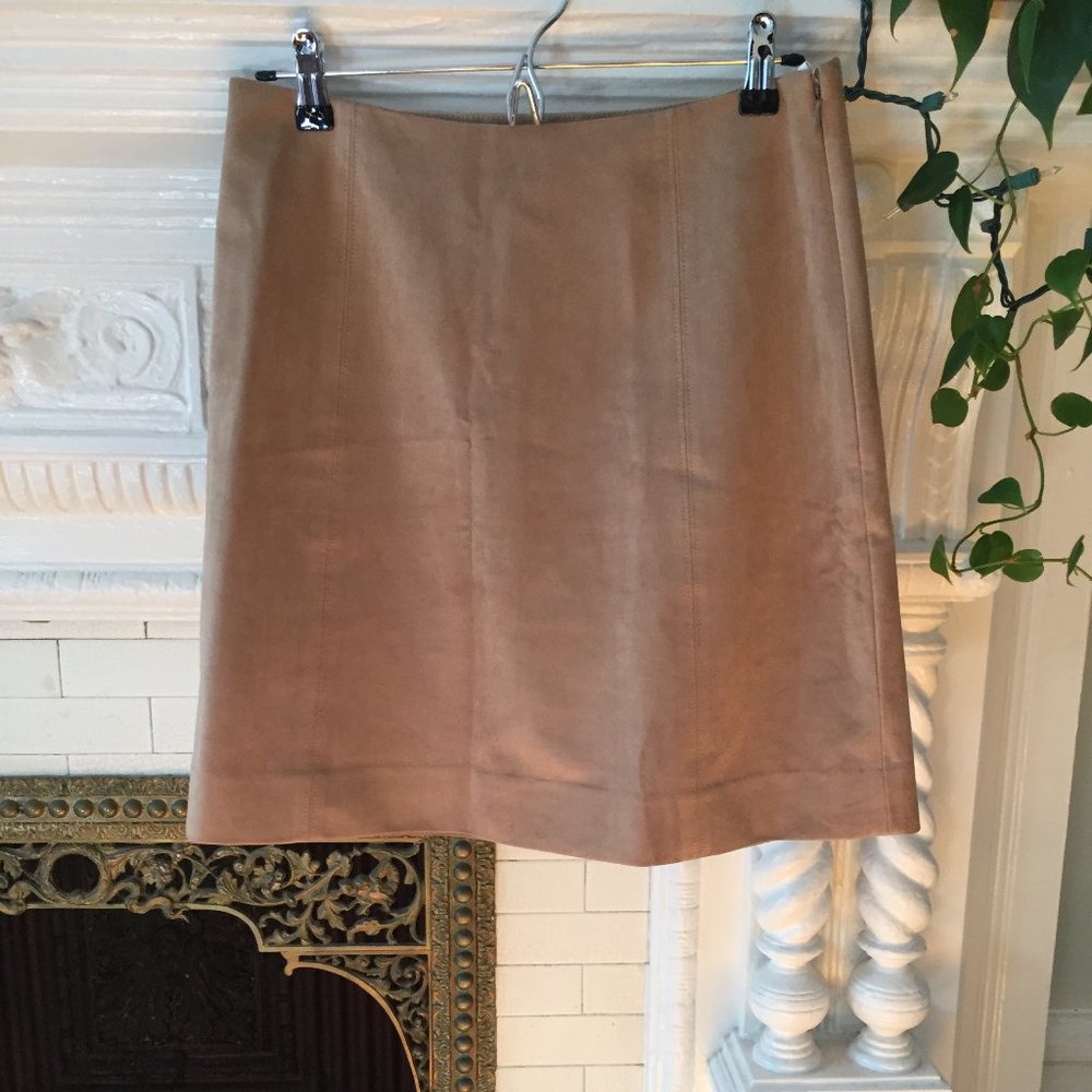 Babaton Aritzia tan vegan suede mini skirt - US 10